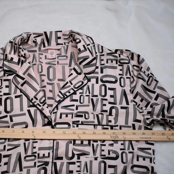 Victorias Secret Love Pajama Shirt Sz M Pink Satin Button Down Sleep Lounge PJs - Picture 12 of 15